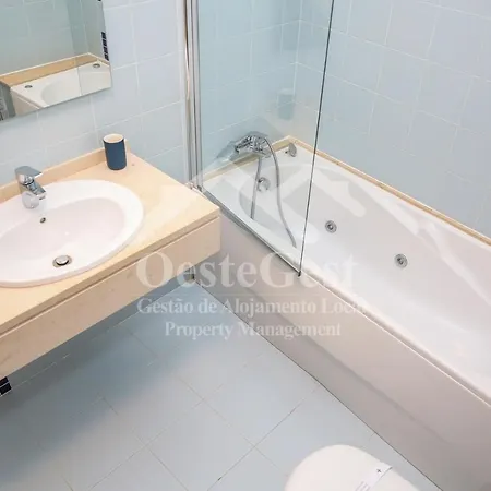 Cina House Lourinha (Lisbon)